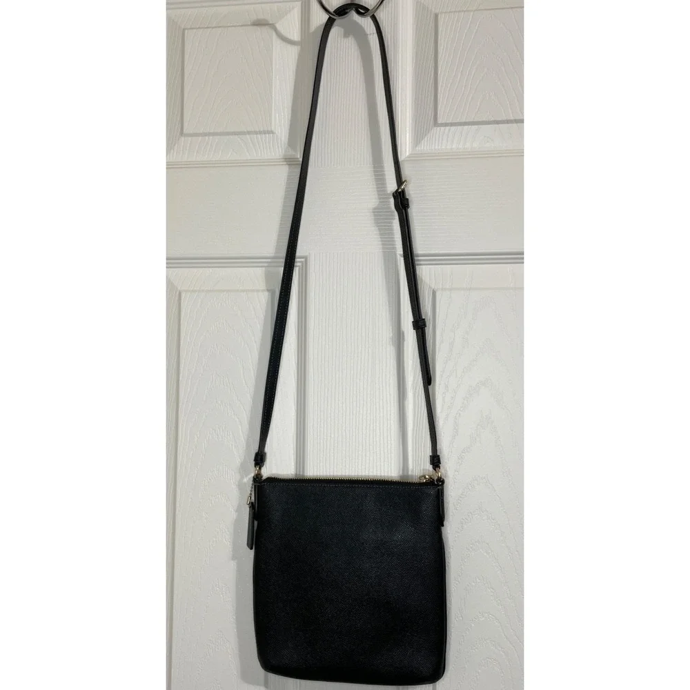 Coach Mini Rowan File Cross Bag Black Leather And Gold Hardware EUC - Picture 2 of 14